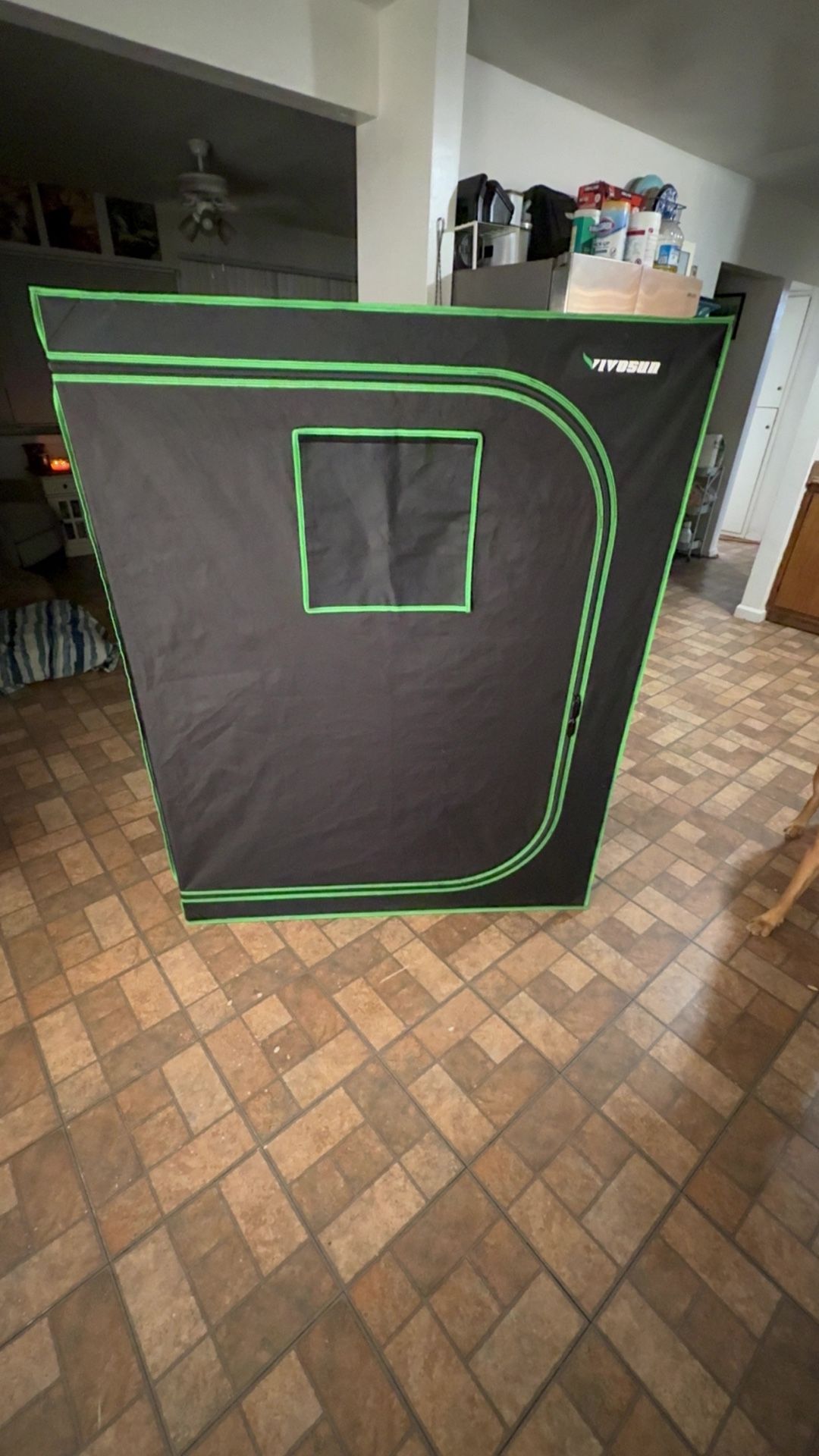 VivoSun 4x2x5 Grow Tent