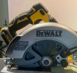 DEWALT DCS573 NEW NEVER  USED
