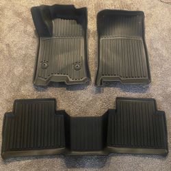 Colorado and Canyon All Weather Floor liners