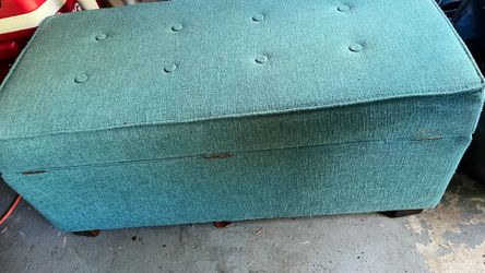 Storage ottoman