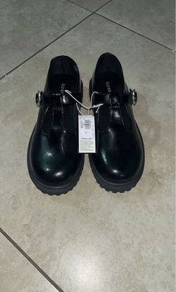 Old Navy Girl’s Black Shoes, Size 3Y