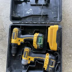 Dewalt Drills Set 18 Volt   Lithium Batteries 