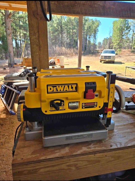 Dewalt