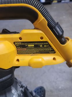 Dry/wet vacuum cleaner