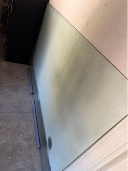 Table top beveled thick glass