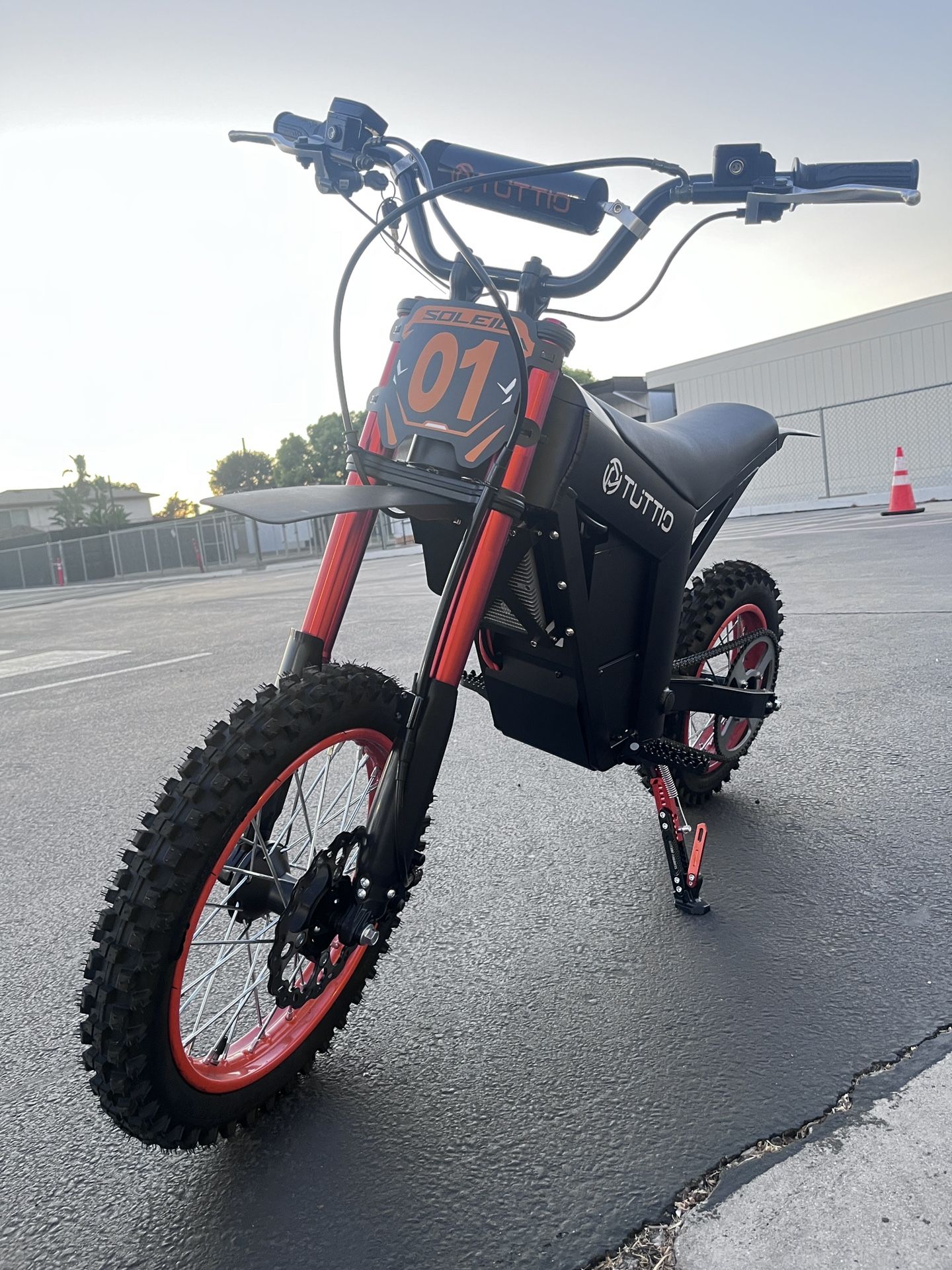 Brand New Tuttio Dit Bike 37 Mph