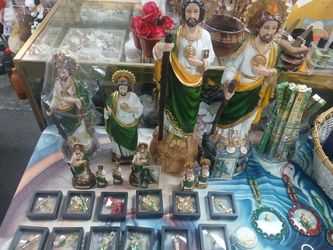 Status religious