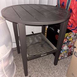 metal table