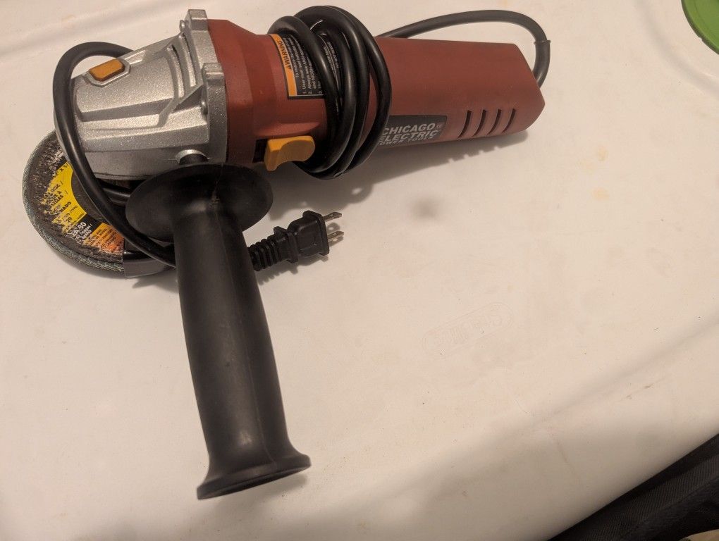 !! 4 1\2 IN. ANGLE GRINDER !!