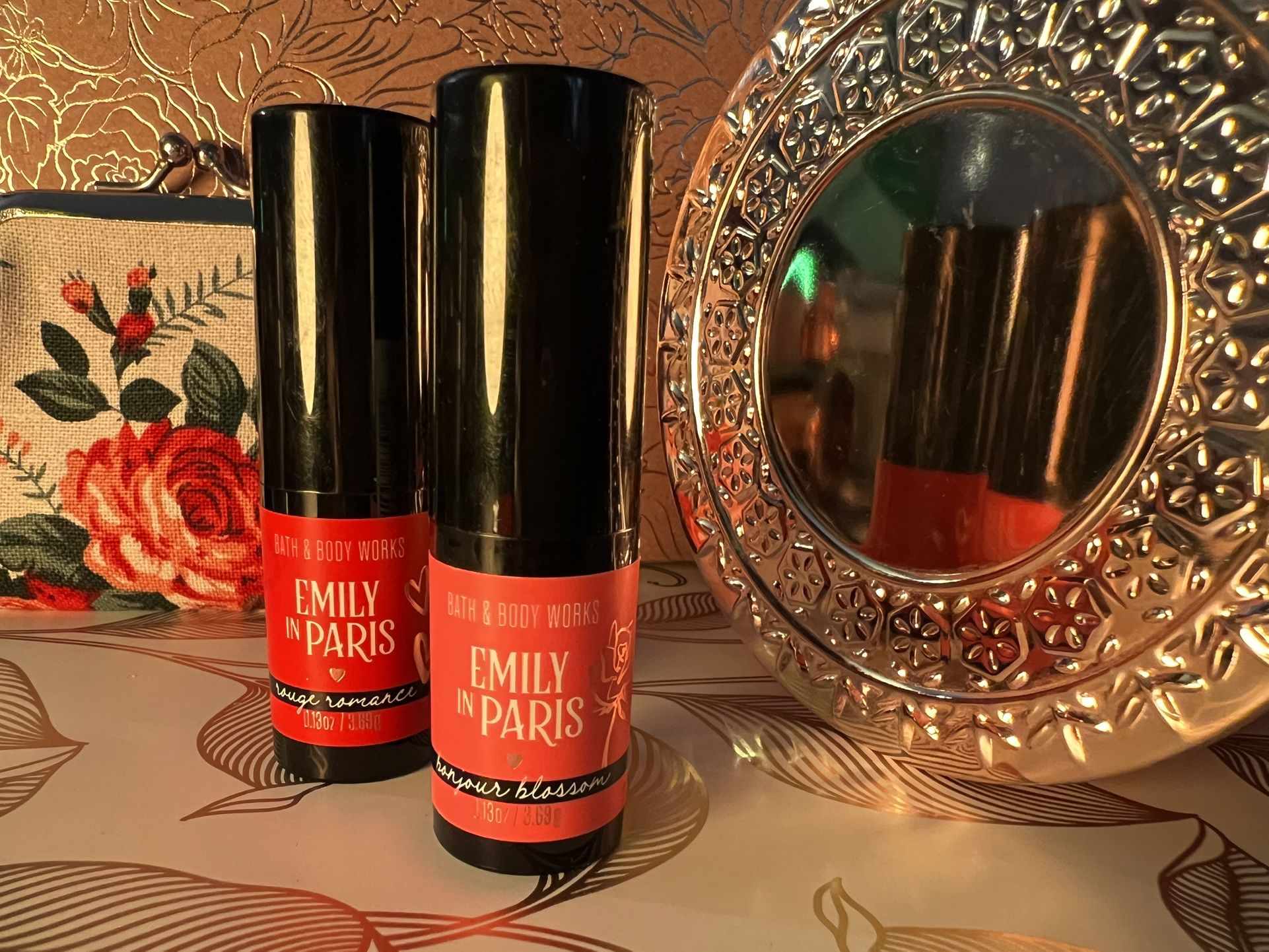 Bath & Body Works Bridgerton Danbury Shortbread Candle & Emily in Paris Fragrance Mist Bundle - Sweet & Floral Scent Set