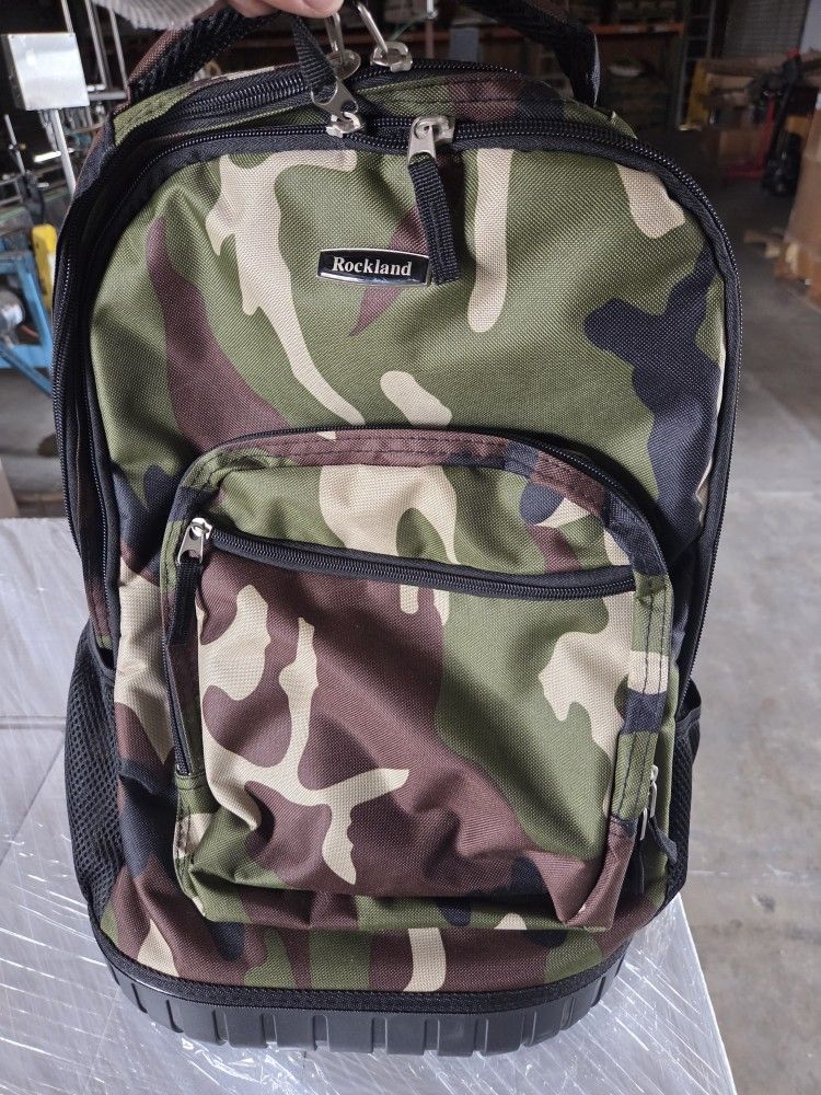 Rockland Rolling Backpack