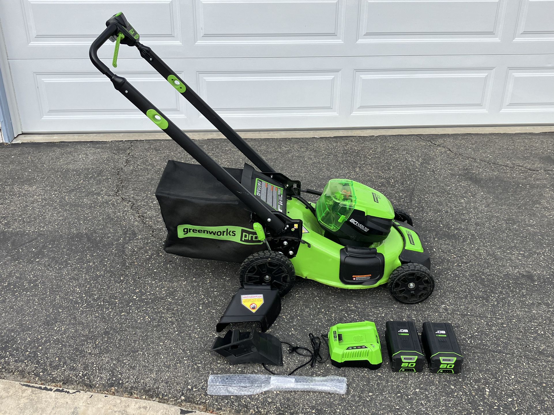 Lawn Mower - Rechargeable 