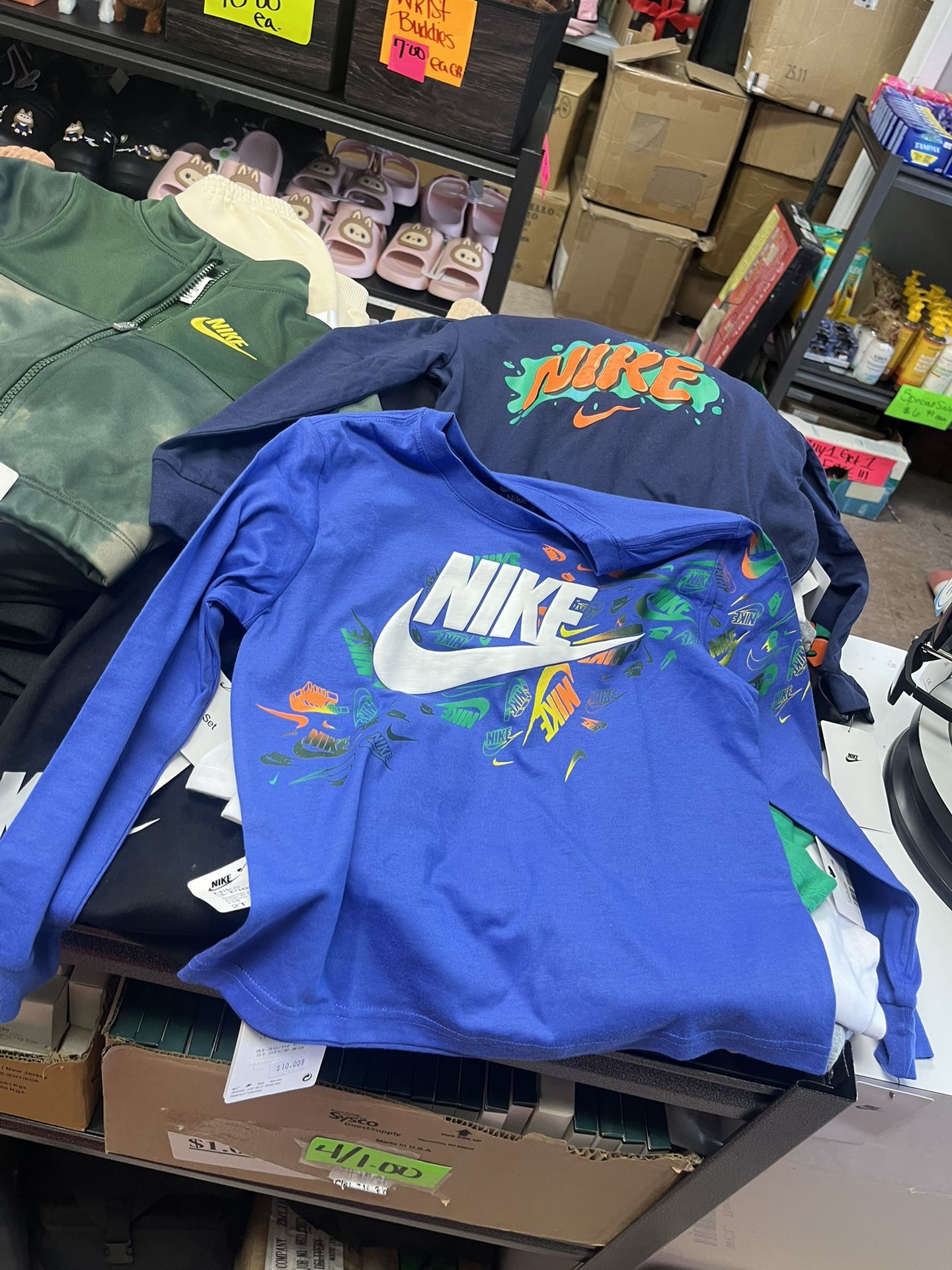 Brand New Kids Nike Clothes