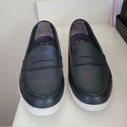 Womens genuine leather cole haan nantucket penny loafers (SZ 8)