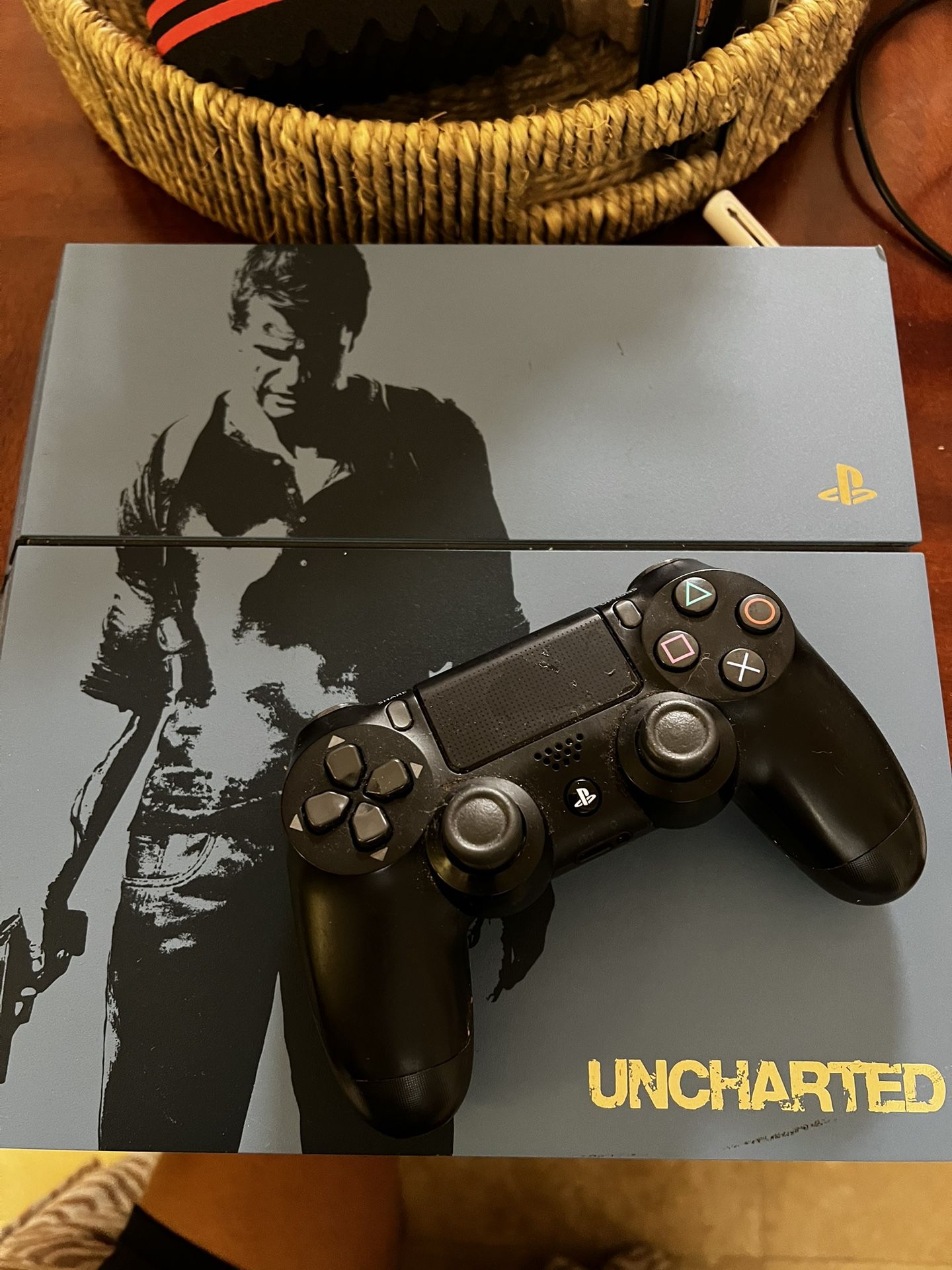 PS4 Console