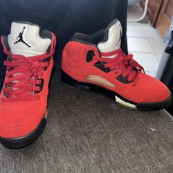 Jordan 5s Raging Bull
