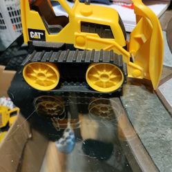 CAT caterpillar Toy Bulldozer Tractor Yellow Construction Vehicle  