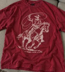 Vintage Washed Red Cowboy Horse Graphic Womens Mens T-shirt Unisex