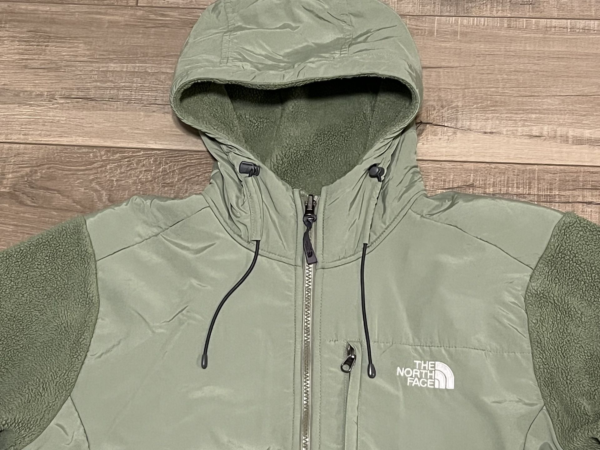 The North Face Denali Fleece Sage Green Hooded Jacket Women’s XL