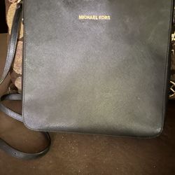 Michael Kors Jet Set Crossbody