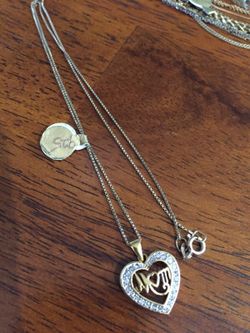 Mom necklace
