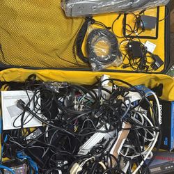 Electronic Cables And Chargers Battery Supply HDMI Cables Suitcase Full Comes With Suitcase 