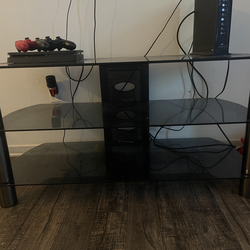 Entertainment center