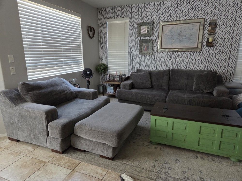Oversized Couch Set