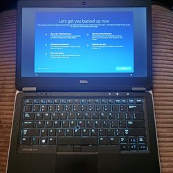 Dell Latitude UltraBook Laptop 14" LCD Intel Core i5 CPU 8GB RAM 256GB SSD Webcam Wi-Fi & Bluetooth Wireless Windows 11 Professional 