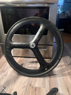 HED carbon trispoke