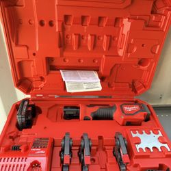 Milwaukee M18 Pex Press Tool COMBO KIT