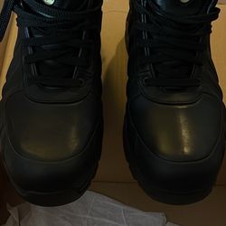 Nike Boots Size 9.5