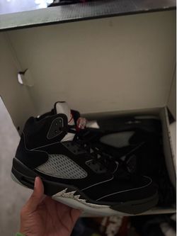 Jordan 5 metallic size 12