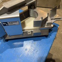 Tomato Slicer (kattex Bu Winco) 120 O OBO
