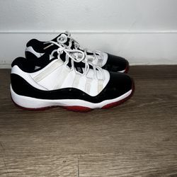 Lowtop 11s Size 7y