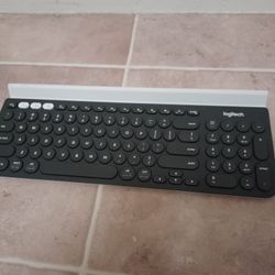Logitech K780 Bluetooth Wireless Keyboard
