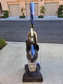 Eureka PowerSpeed upright vacuum