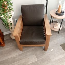 Lounge Chair