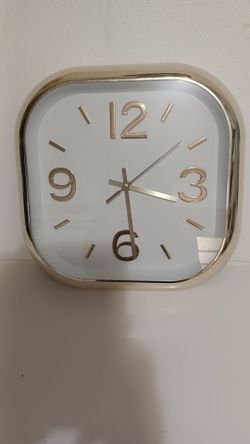 Gold clock