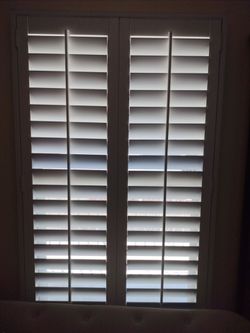 Vinyl window shutters