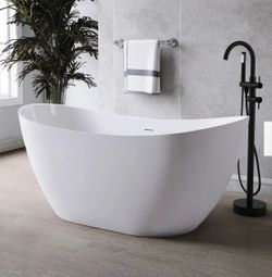 Brand new bath tub