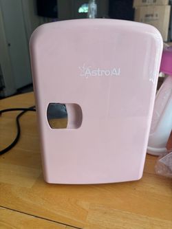 AstroAi Mini Fridge