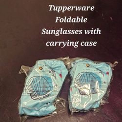 Tupperware Foldable Glasses With Carrying Case