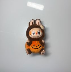 Labubu: Sitting Pumpkin