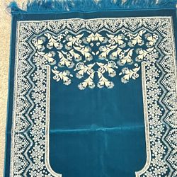 Teal Green and White Rug - Small 