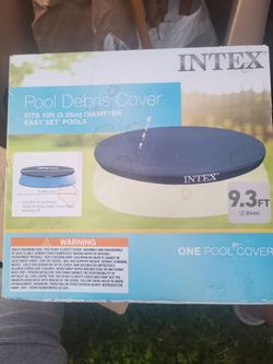 Pool debri cover