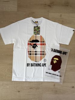 Burberry BAPE size medium