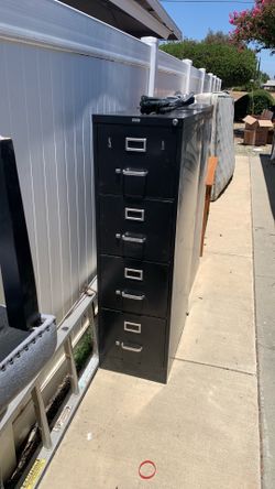 4 drawer filling cabinet with key