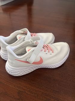 Nike Women’s Size 7