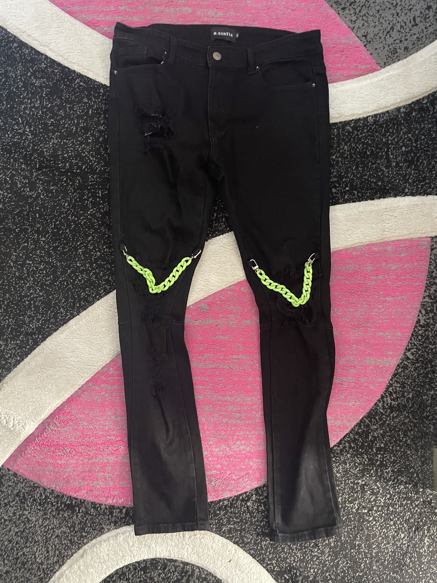 Mens 32/32 Jeans 90$ All Together